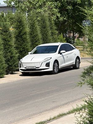 Срочно продаётся Hongqi, Хонжи идеальное состояние. Не битая. Свой