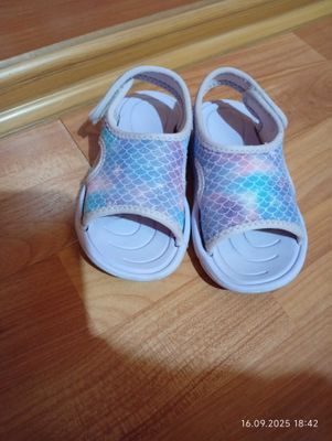 Босоножки для девочки