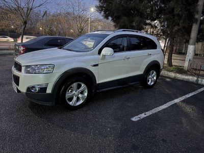 Срочна Chevralet Captiva-2 2011 года. Чистая !!!