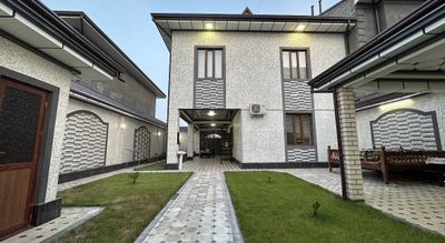 Sergeli Xonabod 8 xona hovli sotiladi!!