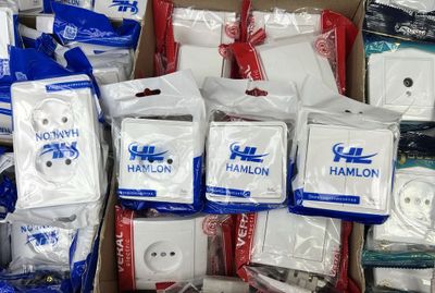 Razetka Vkulchatellar HAMLON firmasiga tegishli