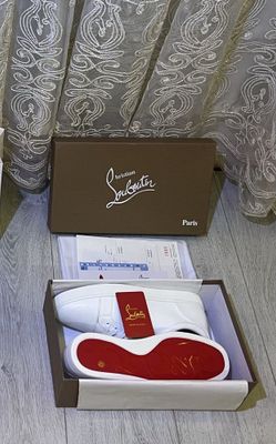 Louboutin,Лобутен