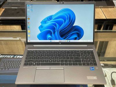 HP ZBook Firefly 15 G8 i7-1185G7 ram16 ssd256 Nvidia QuadroT500 4гб