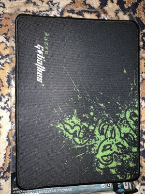 Коврик для копютера от бренда Razer