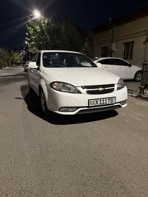 Jentra 2020 yil 3 pazitsa avtomat