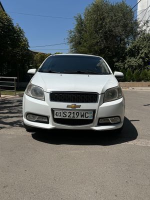 Nexia 3 srochna sotiladi