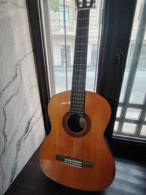 Гитара Yamaha C40