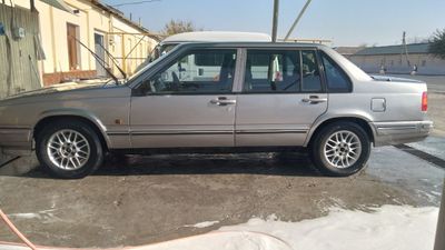 Volvo 940 GL sotiladi