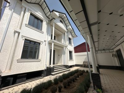 Yashnobod Panelniyda srochni uchastka sotiladi