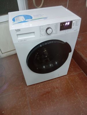 Продам стиральную машину Beko