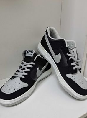 Nike SB Dunk Low Pro новый 42 Размер Made in Vietnam 250.000