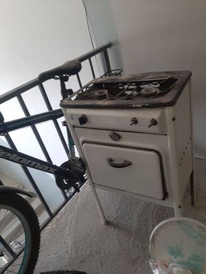 Gaz plita sotiladi
