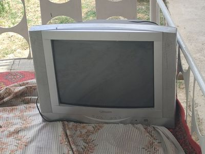 Hisense 21 серый