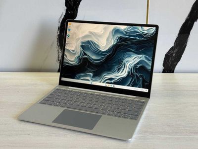 Surface Laptop GO (аналог Macbook) / i5 1035G1 / 16Gb / 256Gb / USA