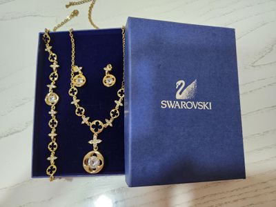 Бижутерия Swarovski