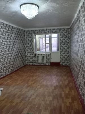 Уй сотилади машинага бартер бор