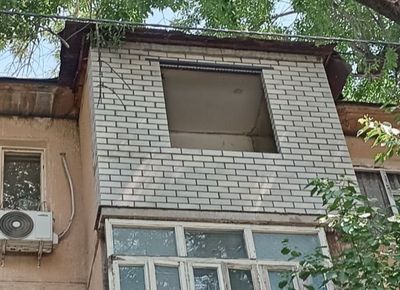 Balkonga g'isht teramiz. Kladka balkon. Керпичная кладка балканов