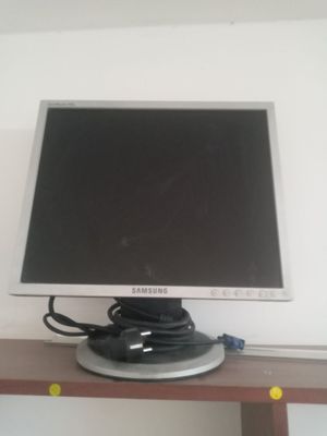 Monitor samsung. 250 000