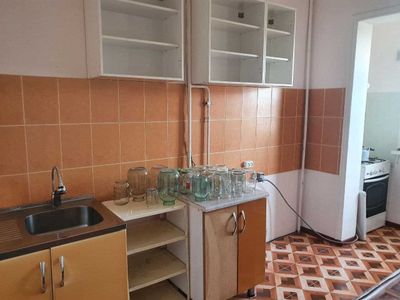2 комн квартира по ул. Бабура