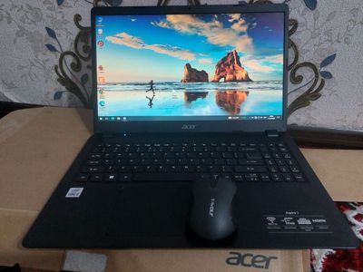 Noutbook Acer aspire 3