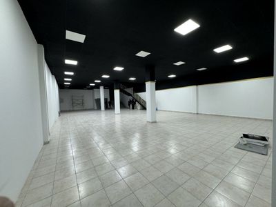 Skolniy etaj padvol 270 m2 ijaraga beriladi
