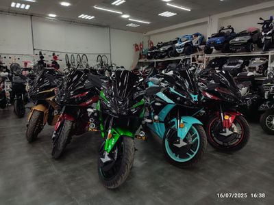 Motor sport Bayk 400cc