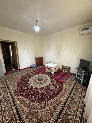 Yakkasaroy qizlarga ijara