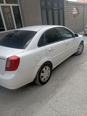 Lasetti metan gaz 2009 yil
