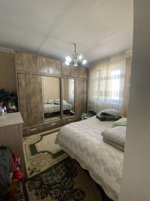 Продается 3х комната в чарваке 70 кв