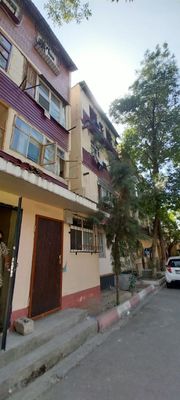 Пролается  1в2 комнатная квартира