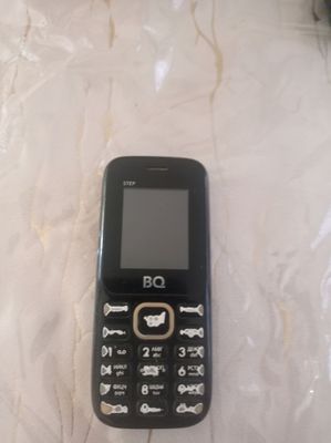 BQ kinobichni telefon