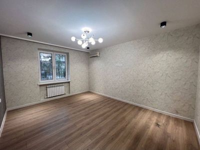 Сдаётся офис миработ район цум 115м2
