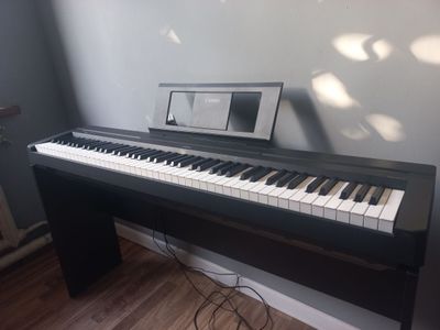 Цифровое пианино Yamaha P-45 (фортепиано)
