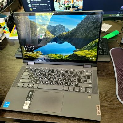Lenovo noutbuk sotiladi
