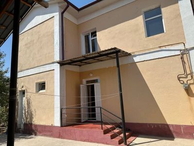 Mindonobod shaxarchasida 2 etajli 4 sotixli kotedj sotiladi