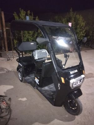 Skuter sotiladi holati ajoyib