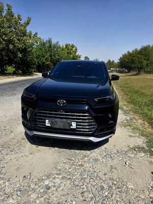 Tayota grand highlander hybrid platinum 2024