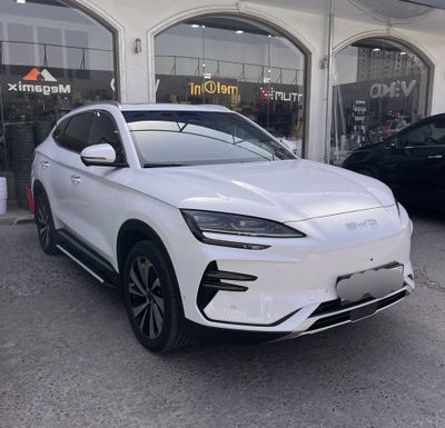 BYD champion 2024 Honor 605km