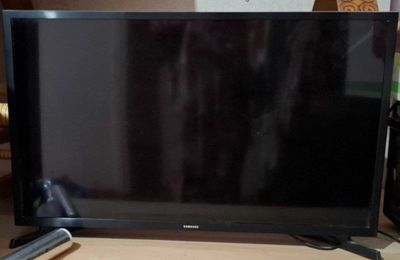 Продаю телевизор SAMSUNG 32