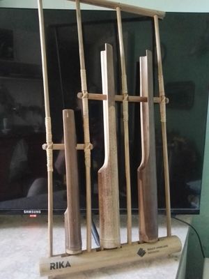 Продам музыкальный инструмент Индонезии Ruman Angklung