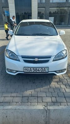 Продаю свою машину Jentra