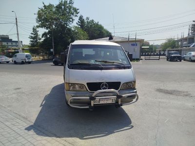 Микроавтобус истана