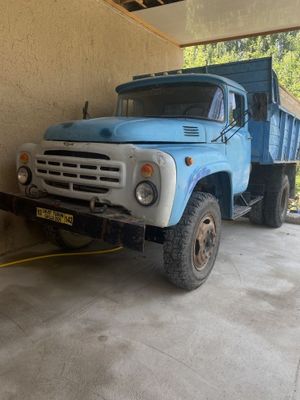 ZIL 130 SOTILADI Srochna