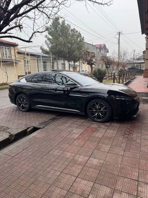 BYD HAN 3.9s full dual motor 2 ta motorli oficialniy salondan 2023yil