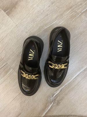 Продам туфельки Зара