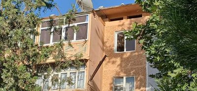 Продаётся трёх комнатная квартира с огородом