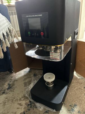 Продам закатку для пластмассовых банок новая