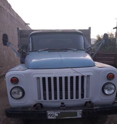 Gaz 53 yaxshi holatda
