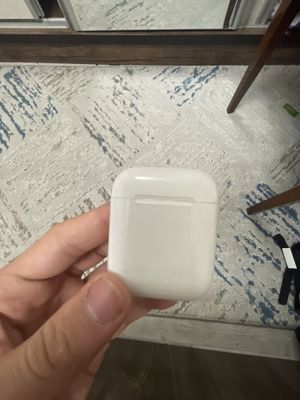 Airpods 2.1 с коробкой вместе