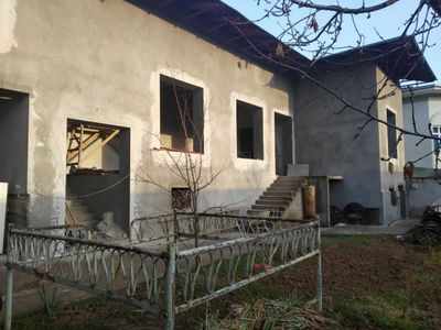 Участка сотилади 6 соток